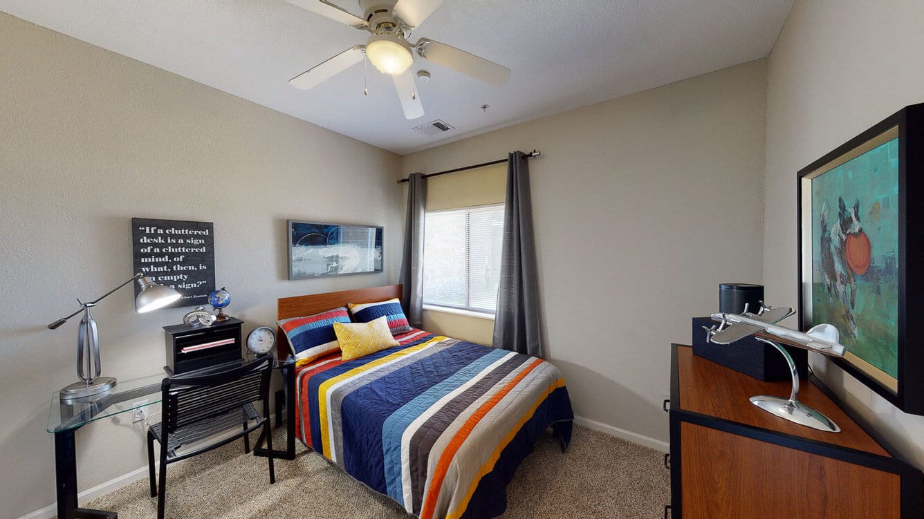 madera-Luxury-apartments-san-antonio-near-utsa-view-of-private-bedroom-2